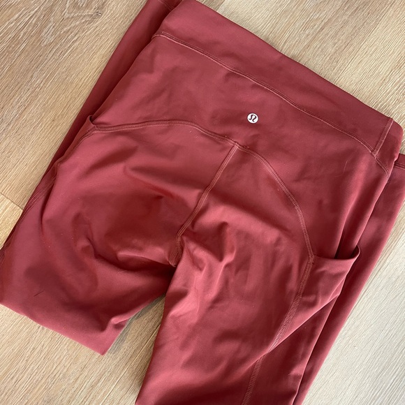 lululemon athletica Pants - Lululemon atheletica yoga pants size 6